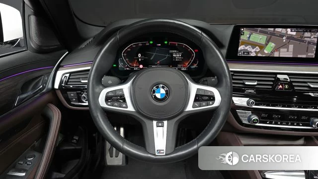 BMW 5 Series (G30) 2020 Белый из Кореи, фото 4