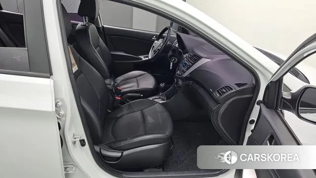 Hyundai Accent (New type) 2018 Белый из Кореи, фото 4