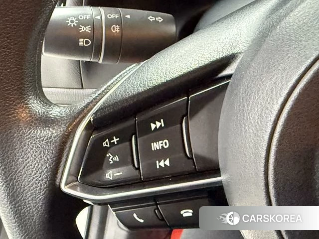 Mazda CX-4 2023 Белый из Китая, фото 4