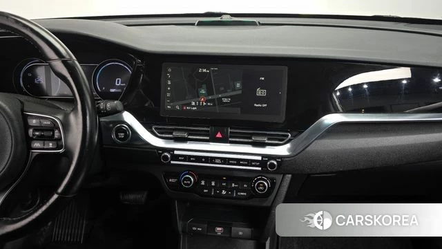 Kia Niro Plus 2022 Серебряный из Кореи, фото 4