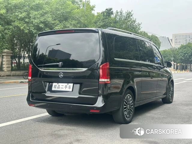 Mercedes-Benz V-class 2023 Черный из Китая, фото 4