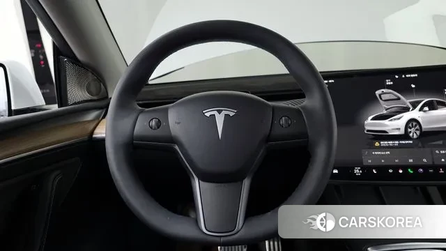 Tesla Model Y 2024 Белый из Кореи, фото 4