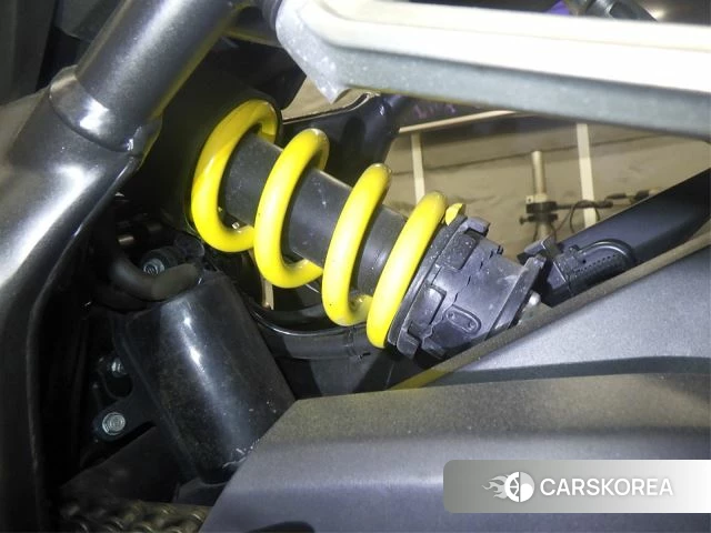 Проданный Honda CBR650R id 3995122 из Японии, фото 5