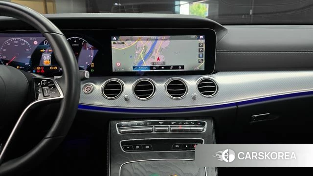 Mercedes-Benz E-Class W213 2021 Черный из Кореи, фото 4