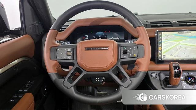 Land Rover Defender (L663) 2025 Песочный из Кореи, фото 4