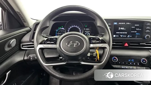 Hyundai Avante Hybrid (CN7) 2021 Серебристо-серый из Кореи, фото 4