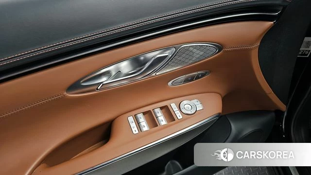 Genesis GV70 2022 Черный из Кореи, фото 4