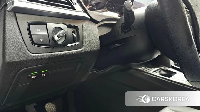 BMW 3 Series (F30) 2018 Белый из Кореи, фото 4