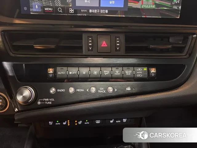 Lexus ES300h 7th generation 2022 Песочный из Кореи, фото 4