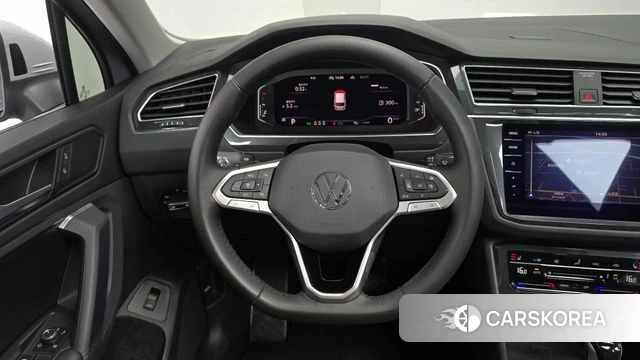 Volkswagen Tiguan second Generation 2022 Цвет галактики из Кореи, фото 4