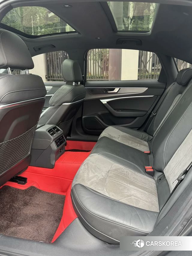 Audi A6L 2021 Черный из Китая, фото 4