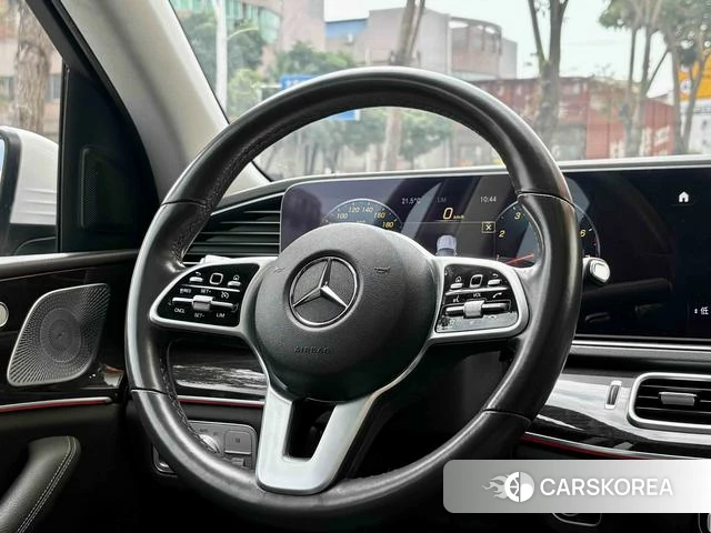 Mercedes-Benz GLE (import) 2019 Белый из Китая, фото 4