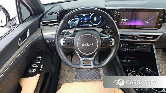 Kia K5 3rd generation 2023 Белый из Кореи, фото 4