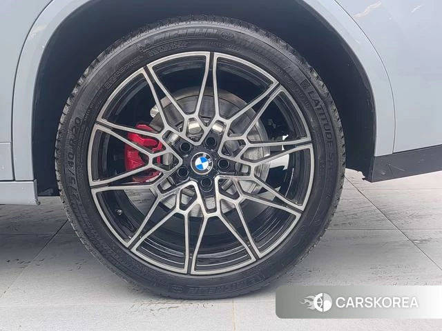 BMW X4 2024 Серебристо-серый из Китая, фото 4
