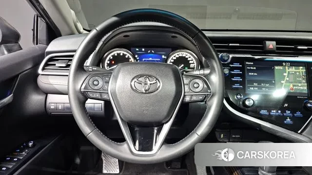 Toyota Camry (XV70) 2018 Песочный из Кореи, фото 4