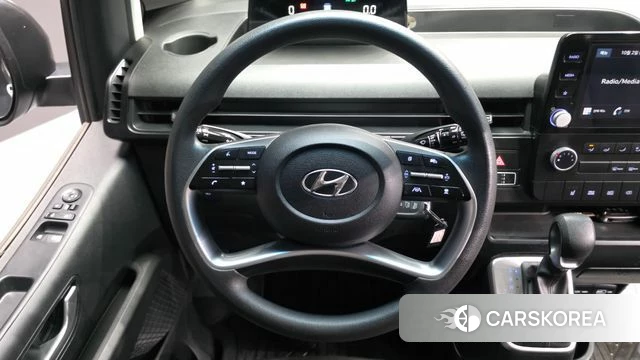 Hyundai Staria 2022 Белый из Кореи, фото 4