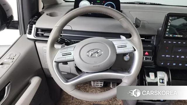 Hyundai Staria 2023 Черный из Кореи, фото 4