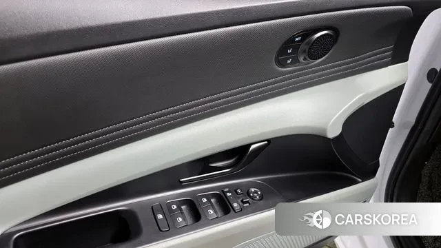 Hyundai The New Avante (CN7) 2023 Белый из Кореи, фото 4