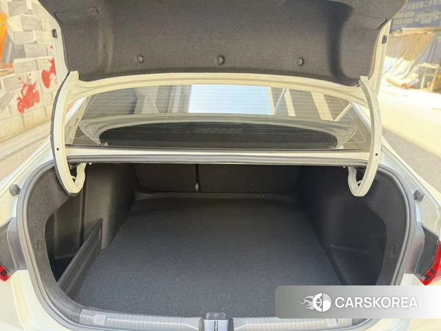 Volkswagen Bora 2023 Белый из Китая, фото 4