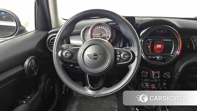 Mini Cooper 2020 Черный из Кореи, фото 4