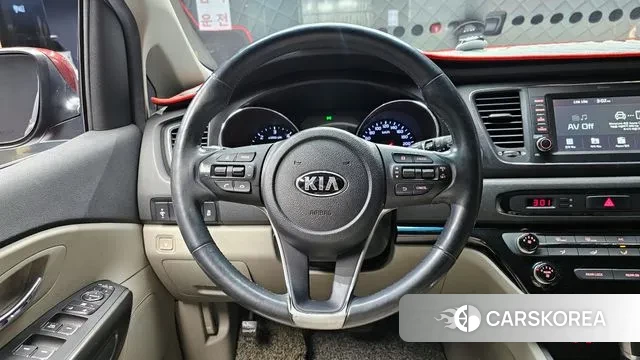Kia The New Carnival 2018 Красный из Кореи, фото 4