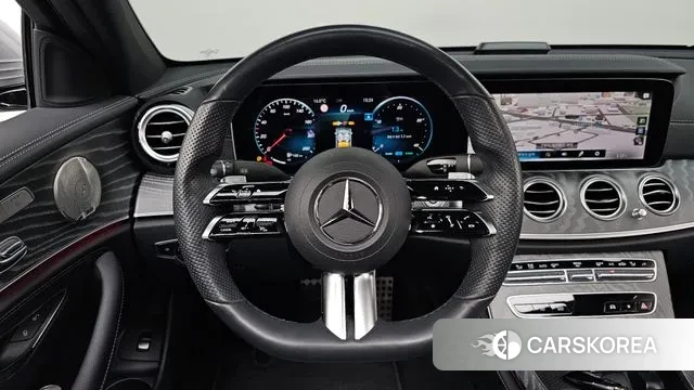Mercedes-Benz E-Class W213 2022 Серебристо-серый из Кореи, фото 4