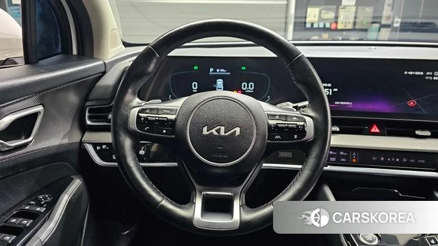 Kia Sportage 5th Generation Hybrid 2023 Белый из Кореи, фото 4