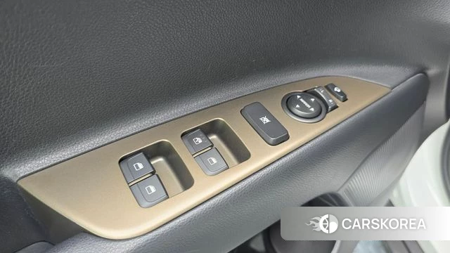 Kia Stonic 2020 Белый из Кореи, фото 4