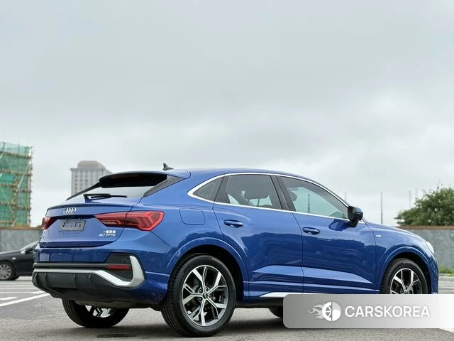 Audi Q3 Sportback 2021 Синий из Китая, фото 4