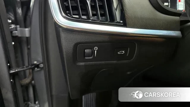 Volvo V90 Cross-Country 2020 Серый из Кореи, фото 4