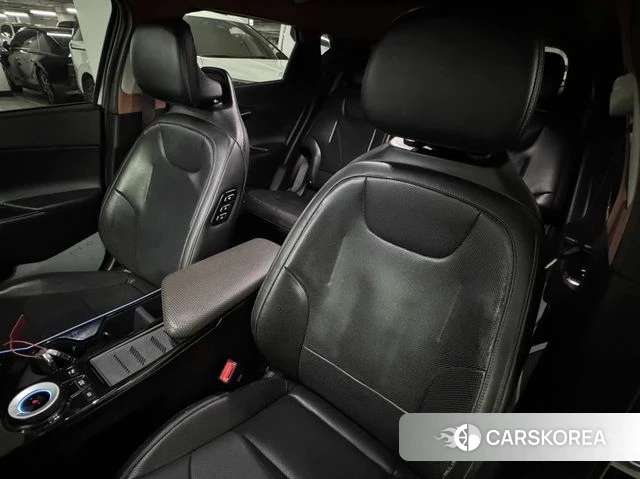 Kia EV6 2022 Жемчужный цвет из Кореи, фото 4