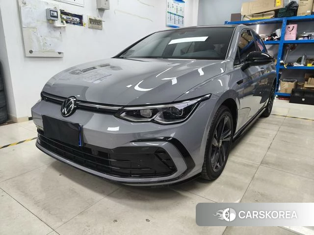 Volkswagen Golf 2023 Темно-серый из Китая, фото 4