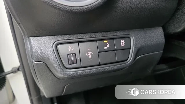 Kia The New K3 2nd generation 2021 Белый из Кореи, фото 4