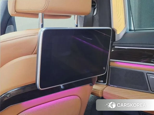 BMW 7 Series (G11) 2020 Серебристо-серый из Кореи, фото 4