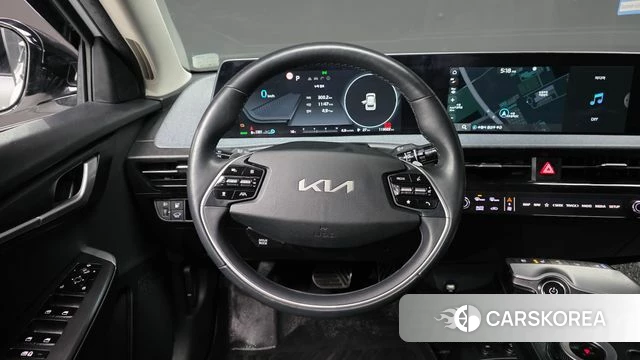 Kia EV6 2023 Белый из Кореи, фото 4