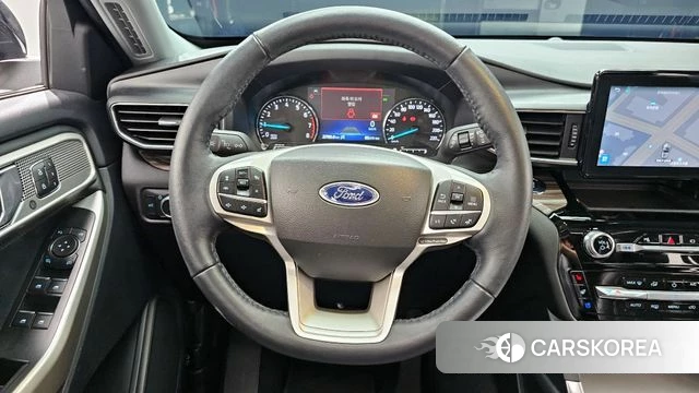 Ford Explorer 6th Generation 2022 Белый из Кореи, фото 4