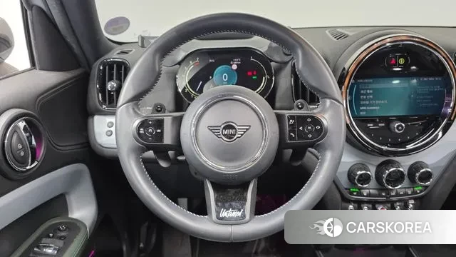 Mini Cooper S Countryman 2022 Светло-серебряный цвет из Кореи, фото 4