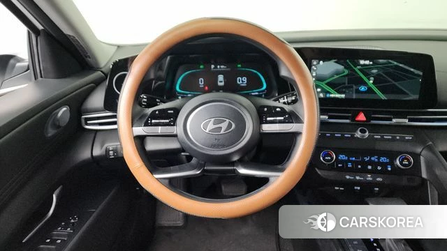 Hyundai The New Avante (CN7) 2024 Белый из Кореи, фото 4