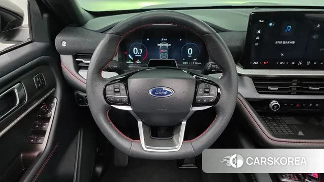 Ford Explorer 6th Generation 2025 Серый из Кореи, фото 4