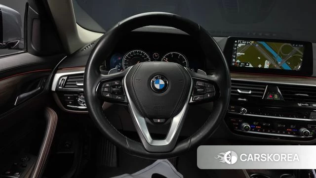 BMW 5 Series (G30) 2018 Серый из Кореи, фото 4