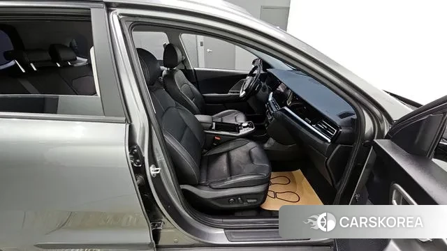 Kia Niro Plus 2022 Серый из Кореи, фото 4