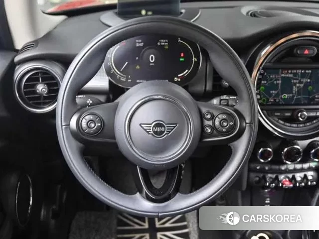 Mini Cooper 2021 Красный из Кореи, фото 4