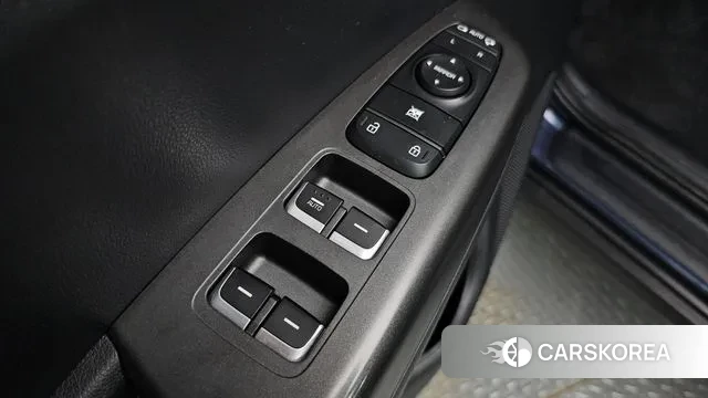 Kia Sportage The Bold 2021 Синий из Кореи, фото 4