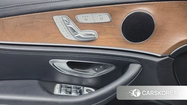 Mercedes-Benz E-Class W213 2019 Серый из Кореи, фото 4