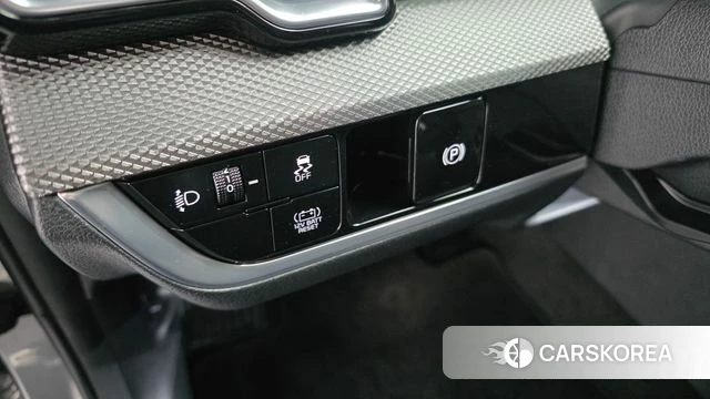 Kia Sportage 5th Generation Hybrid 2022 Серебристо-серый из Кореи, фото 4