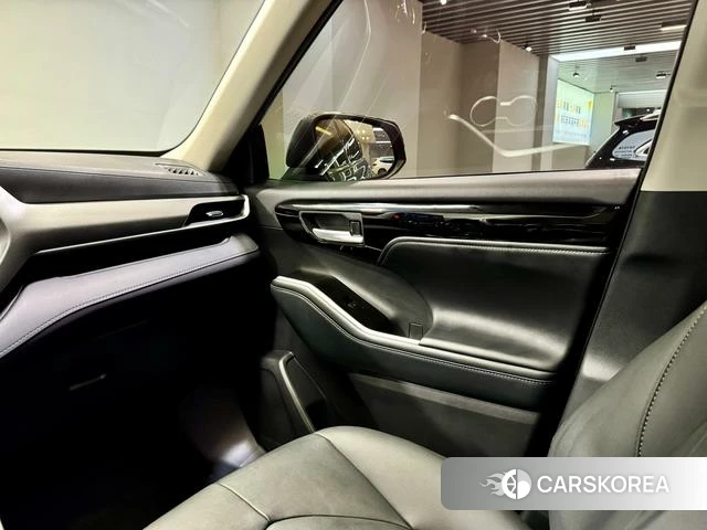 Toyota Highlander 2024 Черный из Китая, фото 4