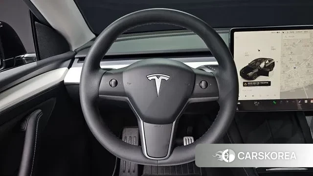 Tesla Model Y 2024 Черный из Кореи, фото 4