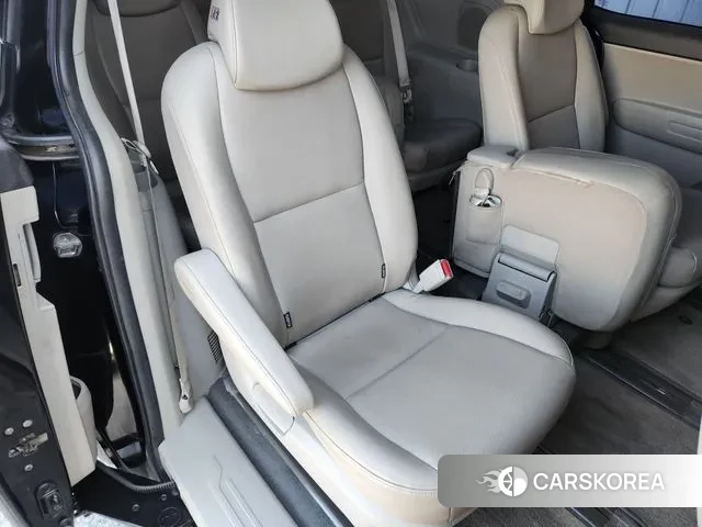 Kia The New Carnival 2018 Черный из Кореи, фото 4