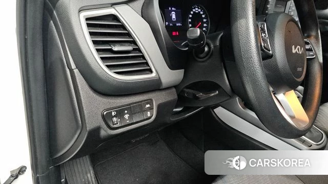 Kia Seltos 2022 Белый из Кореи, фото 4