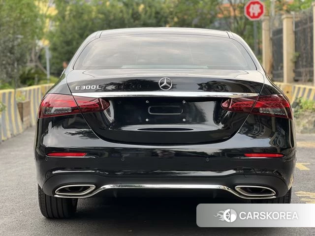 Mercedes-Benz E-class 2024 Черный из Китая, фото 4